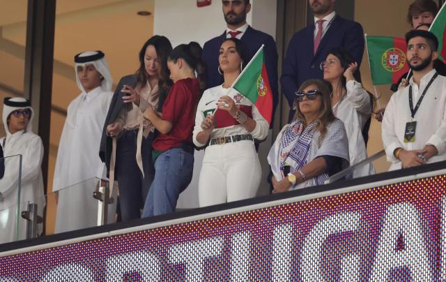 开云-C罗女友喷桑托斯：他换你上场 你改变一切 可晚了