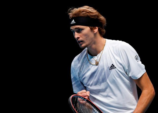 开云注册入口-兹维列夫艰难迎来新赛季开门红 下轮将迎战德约